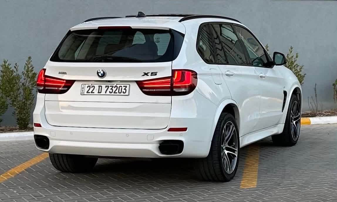 السلام عليكم
Bmw x5 n55  M package 2014 وكالة العروش
بيع او مراوس
رقم اربيل مع تضليل امريكي اصلي بي كتاب من مرور اربيل صالح لمدة سنة 
محرك 6 سلندر تيربو 
اعلى مواصفات ب فئتها ماشية 170 km
بدي كت M بلاد و اكزوز M 
داخل قرميدي كشنات خزن ميموري كهرباء
عداد دجيتال متغير حسب مود القيادة
كامرات و حساسات 360
4 ابواب شفط مع الصندوك
انارة داخلية متغير 
اوتو هولد مع هاندبريك كهرباء 
كار بلي و اندرويد اوتو
ادابتف لايت متحرك
بالاضافة الى المواصفات الباقية 
سيارة جديدة اي نقص ماكو اي مسج اعطال ماكو صدر جديد باتري جديد تشغل وتطلع مابيها مصرف ولا دينار
بيها قطعتين صبغ باب عكس السايق و ربع البنيد 
السعر 215 وبيها مجال الشراي بي خير ويدلل
مكانها بغداد زيونة او حي الحسين 
***********
