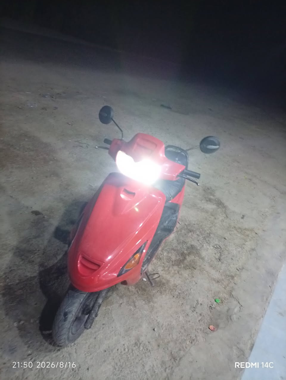 سلام عليكم  دراجه فراشه نظيفه البيع دراجه فحل ما ناقصه ابد جهازه  مجهزه  السعر 350 وبيه مجال  العنوان بابل قضاء القاسم رقم الحاتف  *********** وبيه واتساب

