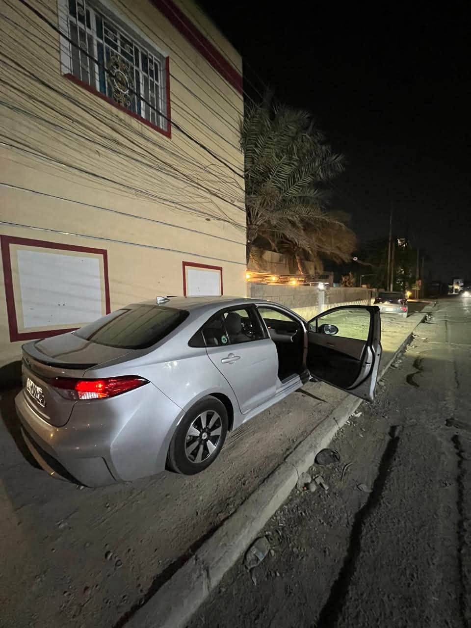 السلام وعليكم
كورلا ٢٠٢٠ للبيع 
بيها صبغ ربع الجاملغ ال  خلفي اثر طخه وبنيد صبغ بدون حادث  صور  امريكا بالمنشور   مكينه ١٨٠٠ المرغوب صدر امامي خلفي جديد تايرات جديده الاماميه سيارة جاهزه عله اخر حبايه بسمي تحويل مباشر 
السعر ١٢٤ وبيها مجال 
هزه جديده مكاني بغداد الشعب 
***********
