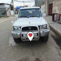 موديل ٢٠٠٣ • V6 ٣٠٠٠ • دفع رباعي
