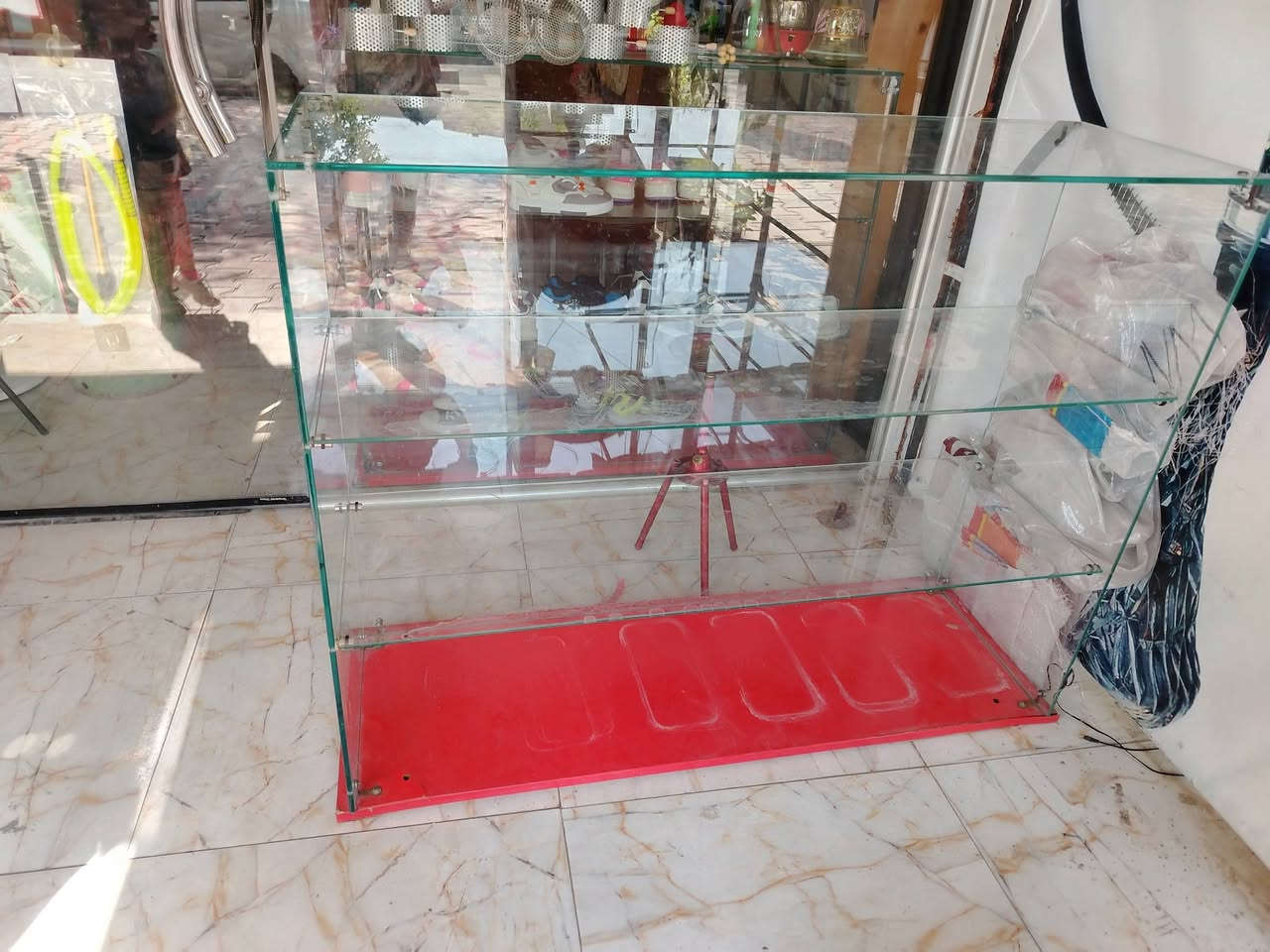 للبيع • دواليب