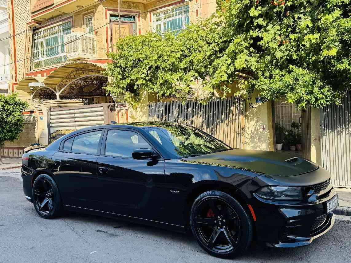 Dodge charger 2018 R/T 5.7L clean title
شاشە گەورە
کوشین کارەبایی
کوشین گەرمی
شەفتی سوکان
گزۆزەکەی کەمل بەرمەجەیە سەیفتی بۆ دەندراوە و کامل بۆری بۆ داندراوە pop bang لەسەرە
سەیارەکە زۆۆۆر جوان و پاک ماوەتەوە هەیکەلی کامل گۆراوە بۆ هێلکات ویلی هیلکاتی لەسەرە 93 میل رۆشتوە سەیارەکە هیچی نیە بەس سەردەکوتێکی بچوکی هەیە بەس هەردوو سەرە شانسیەکەنی پێشەوە چەند پشکە لەعیمێکی کەمی هەیە لە دەعمی ئەمریکە دیارە خۆی لە رەسیف دایە بەس دەعەمیەکەی شکەوە دەعمەکەی زۆۆر خەفیفە 
گێر و مەکینە مەزبوت بەشەرت لەسەر دەقی شەریکە
نرخ//193$
*********** أربيل, العراق
