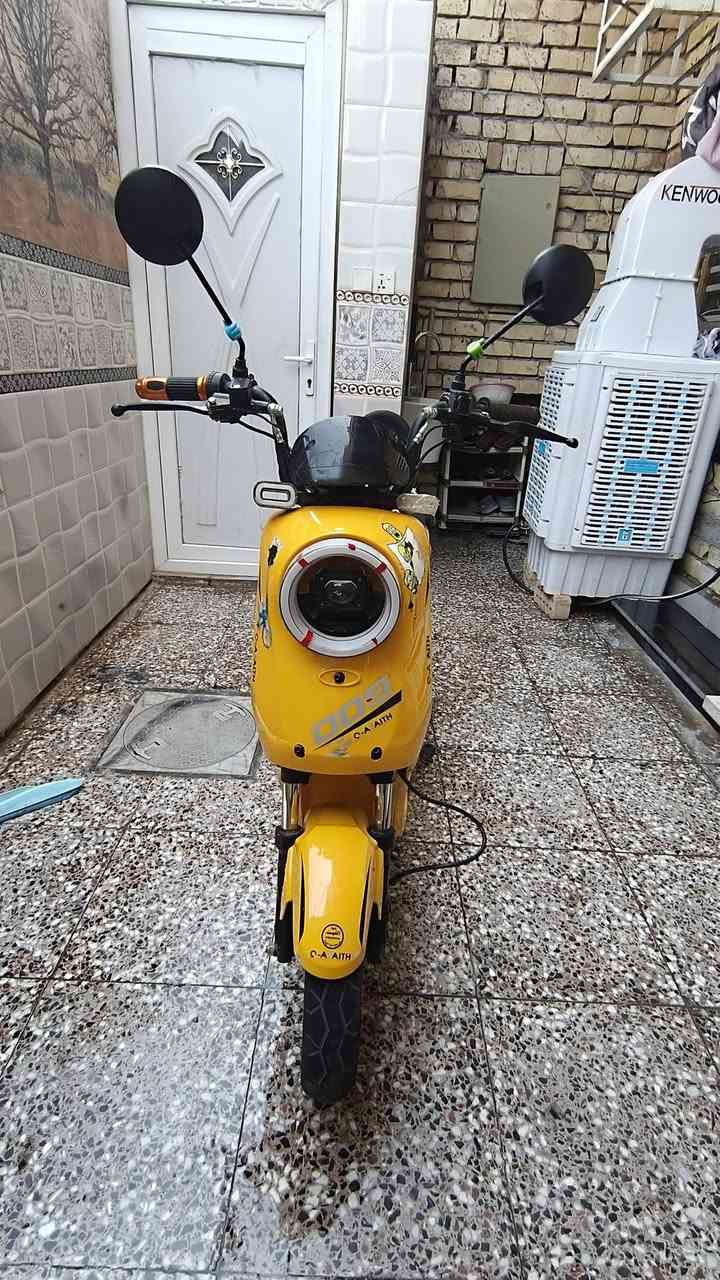 دراجه شحن R 900  خمس بطريات جهزه  من كلشي تيرات بطريات كهربيات  كله جديد شحنه اصليه جديد مكاني الشعب 
الشراي يتصل ويدلل السعر  400 بيه مجال للشراي  مراوس يرهم 
***********
