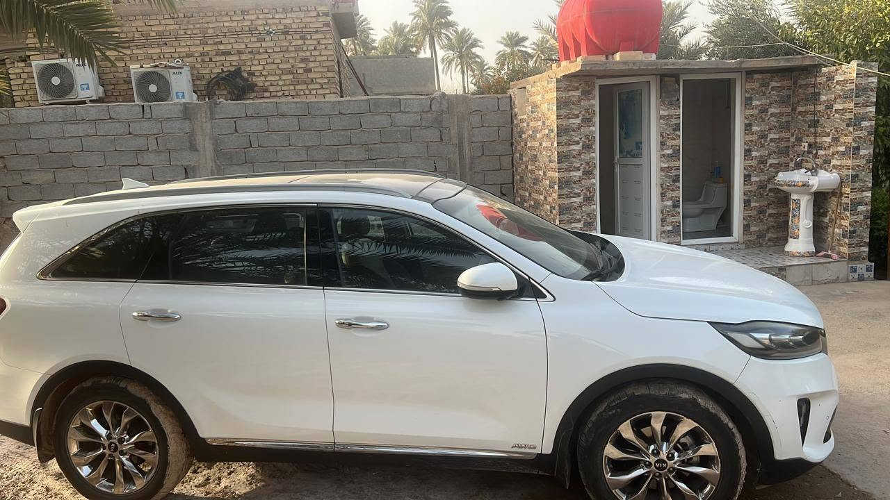 سورنتو خليجي فور ويل موديل ٢٠٢٠  سياره واحد على واحد ماشيه ١٦٠ الف رقم بغداد تحول موباشر
رقم التواصل *********** او ***********
