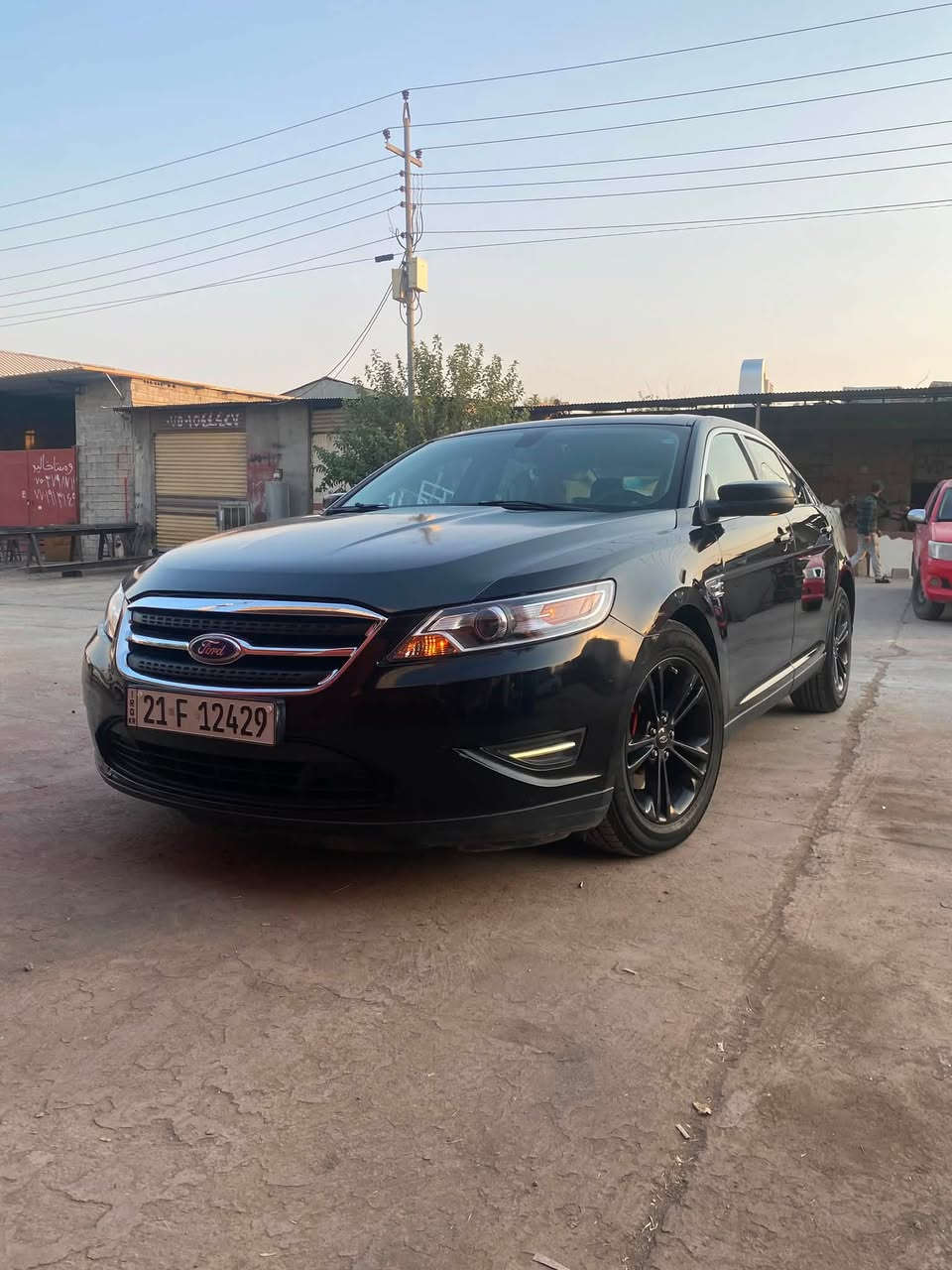 Ford taurus 2011 sel
دوپارچه‌و یه‌ك په‌ڵه‌ بۆیاخ بێناو بێ ئێرباگ 
گێڕومه‌كینه‌ به‌شه‌رت
سه‌نه‌وی تا ٢٠٢٩ به‌ ناوی خۆمانه‌وه‌یه‌
تازه‌ پشتو پێشی داگیراوه‌ سه‌یاره‌كه‌ كامل مه‌سره‌ف كراوه‌ به‌شه‌رت سه‌یاره‌كه‌ هی مه‌عره‌ز نیه‌ هی ماڵانه‌ مه‌سره‌فی كامل كراوه‌ تازا چوار ته‌یه‌ی نوێی كراوه‌ته‌ سه‌ر تازه‌ جوتێك لایتی نوێی كراوه‌ته‌ سه‌ر 
سعر ٩٥ معامه‌له‌ شوێن ڕانیه‌-چوارقورنه‌.
***********

