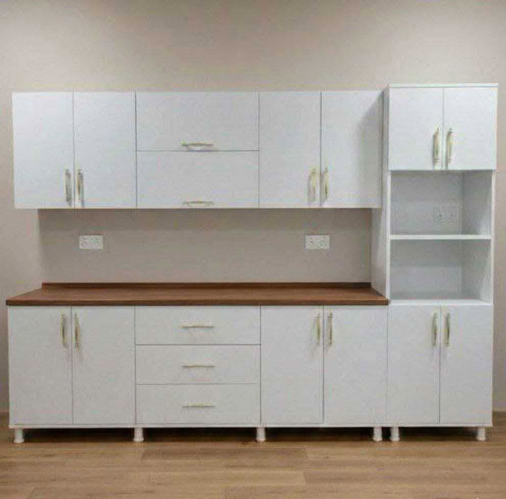 كاونتر خشب mdf مع الفاترينا مترين ونص السنك مرمر متر و20 السعر 400 الف

اذا تريد السنك متر ونص اضافة 25 الف على السعر

نص مكتوب في الصور:
- +964 788 353 2883
- قبل ١٦ دقيقة