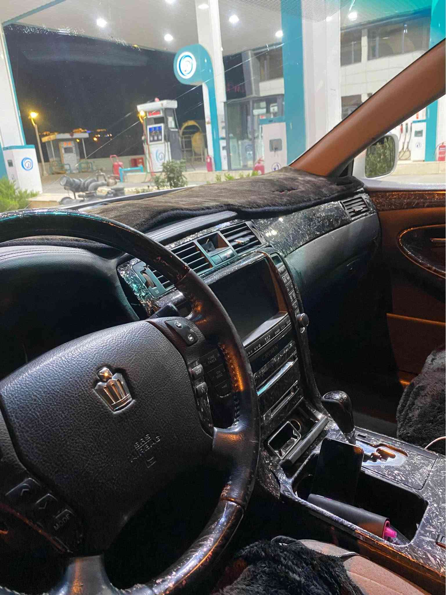بـسم اللە رەحـمـان رەحـیم 

Toyota crawn 
کۆد 
مۆدیل ٢٠٠٥ 
١٨٢ گەورە بە گەورە 
بەسمە 
کوشین کارەبا 
ساقفو حیزام بەشارت 
گیرو مەکینە بەشارت 
مالی مەدەنی بەشارت 
بڕوەیە 
لە سلیمانیم 
نرخ 39گەلا کۆتایی
*********** السليمانية, العراق
