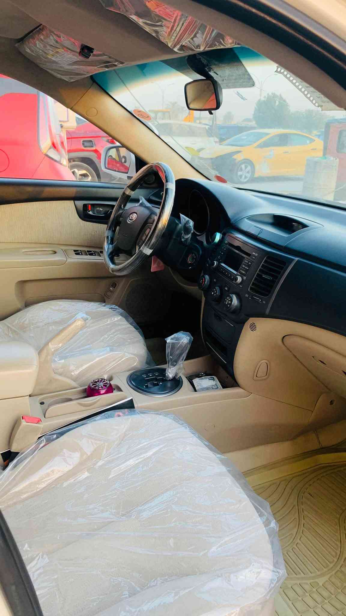 سلام عليكم
موديل 9 خليجي

بيه قطعتين صبغ 

سياره جديده كلش 

كير ومحرك بلاد

رقم بغداد 

مكانه بالحله شارع 80

سوناره مرفق شوفه وخابرني

سعره 103 وبيه مجال بسيط

واتساب ***********

اتصال ***********
