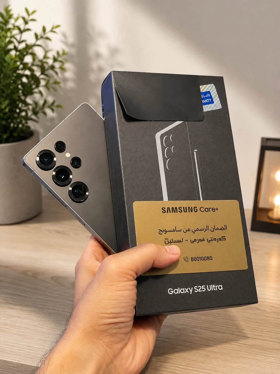 السلام عليكم

📱 Samsung Galaxy S25 Ultra للبيع

* الذاكرة: 1TB
* اللون: Titanium Black
* 📦 العلبة موجودة
* 🛡️ Samsung Care+ موجود
* 📸 الكاميرا فيها ضرر/خدش واضح موضح بالصورة 

ما متواجد فيس❌
+9647711871254
