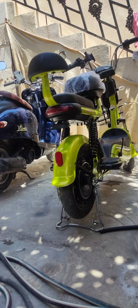 باسكيل شحن نضيف جدا بدون بطاريات بشرط نضيف جدا جديد بلوتوث والسعر خاص ***********
