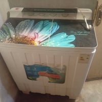 ثلاجه • غساله • للبيع