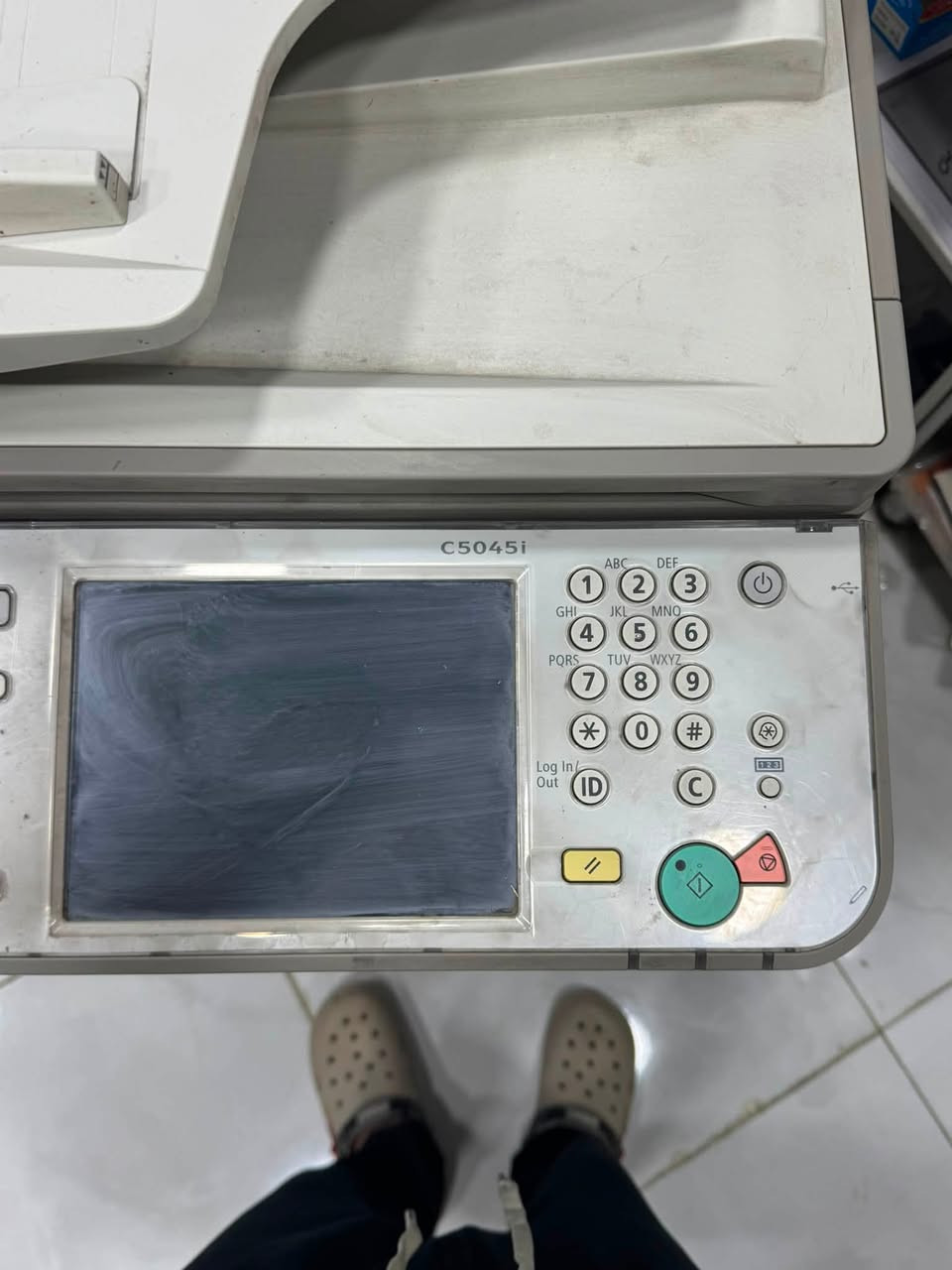 السلام عليكم 
CANON C5045i 
الطابعة شغالة فقط تنظيف للكاترج 
ابيع 250 الف على حالها 
***********
