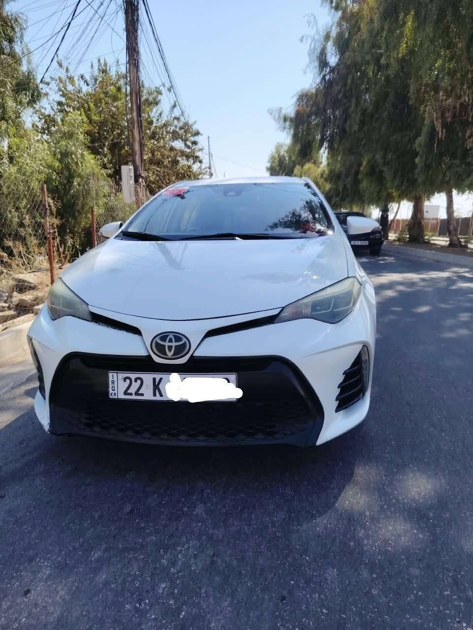 كورلا امريكي لون ابيض ثلجي
موديل 2017 SE 
رقم اربيل دولي 
تحويل مباشر 
ماشيه 150
حادثها :
خلفي سطحي فقط قبغ الصندوق والزوايه مال الجاملغ بدون حوض
بدون شاصي 
بدون ايرباك 
شرط الفحص 
محرك 1800 
تخم تايرات جديد / باتري جديد  /تبريد /تدفئه /كلها شرط 
كهربائيات كلها شغاله 
محرك برغي ما مفتوح  وكير انطيك شرط   
داخلها وغرفتها بعدها بلاديه اسود جلد
المواصفات :::
شفتات استيرن 
تحكم مقود 
كروز سرعه 
رادار امامي
تحديد مسار 
ايرباكات عدد6 
ويل كب بلادي 
شاشه بلاديه 
كامره خلفي 
اشاره بل مرايه  
نضام سبورت 
نضام ايكو 
حجر بلادي 
رادار بلادي 
تبريد بلادي
السعر145$ 
 
ملاحظه / بيع فقط نقد  ***********
***********مكان السيارة موصل حي العربي
