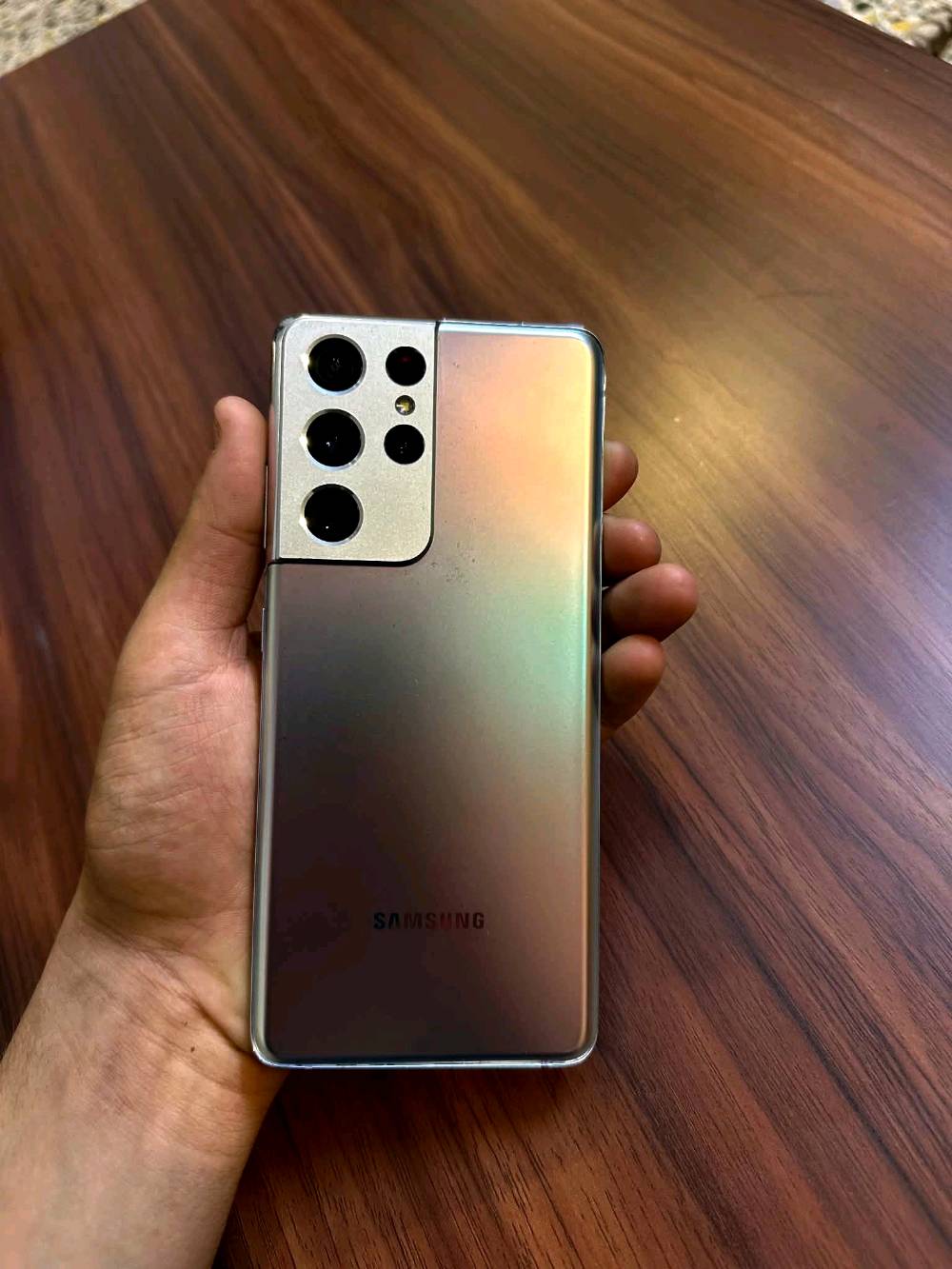 ​للبيع سامسونج Galaxy S21 Ultra 5G (نسخة أمريكية بلادي) 📱✨
​المعالج: سناب دراجون أقوى وأفضل أداء بدون حماوة
​الذاكرة والرام: 128 جيجا | الرام 16 جيجا
​الحالة: نظيف حيل وأخو الجديد، بدون أي خلل أو تصليح نهائياً شرط الفحص
​** الملحقات:** شاحن أنكر (Anker) الأصلي + حافظة
​الضمان: ضمان فحص لمدة أسبوع كامل للتأكد من كل شيء.
​💵 السعر: 350 ألف (بيه مجال بسيط جداً للجادين فقط).
📍 المكان: بغداد - البياع الشرطه الخامسه
📞 للتواصل وتساب أو اتصال: ***********