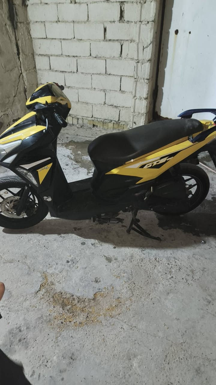 هونداي ياباني 160سرع جديده نضافته 98بلميه عل فحص وياه المنفيس سعر 500اوبيه مجال ***********

