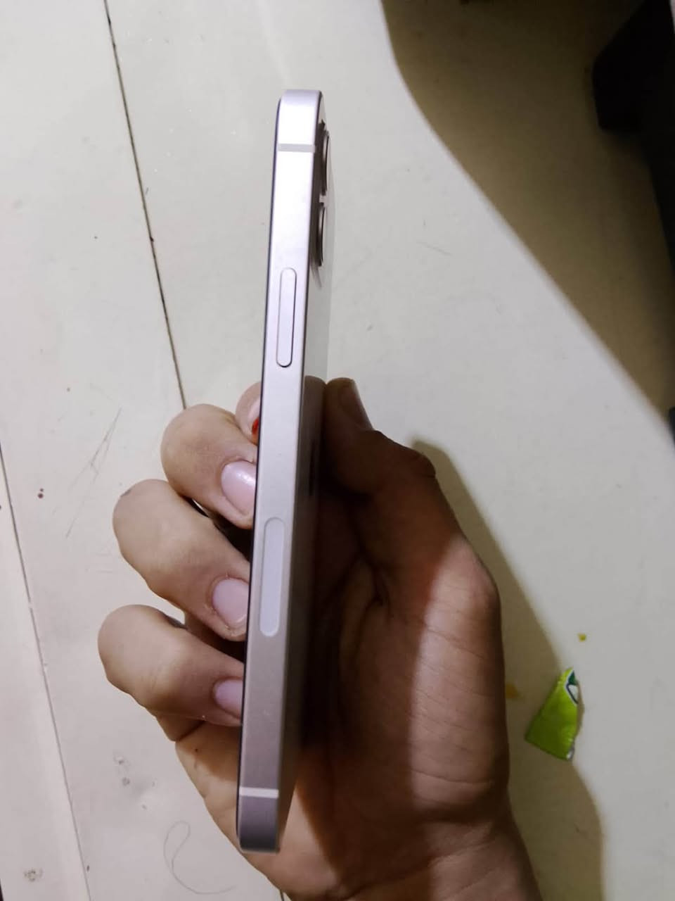 📱 للبيع: iPhone 12 أبيض – 128GB
الجهاز نظيف جدًا، بلادي وما مفتوح، كلشي شغال 100%، فقط نسبة البطارية 77%. استخدام مرتب وما يحتاج أي تصليح.

السعر: 300 ألف قابل للتفاوض البسيط.
للمهتم يراسلني خاص. ***********
