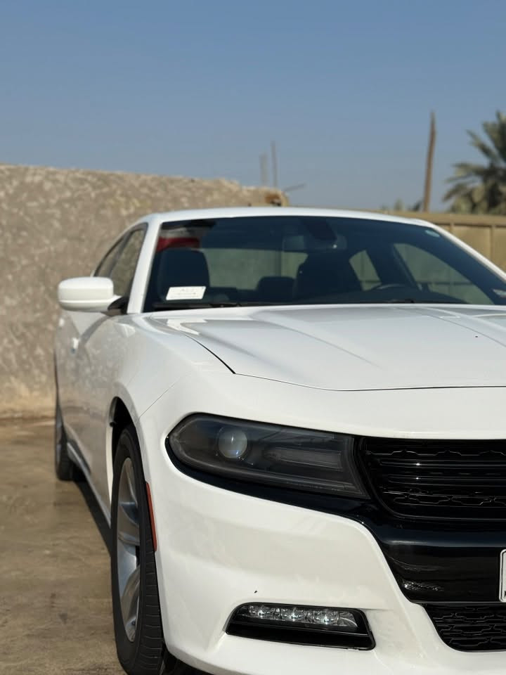 جارجر موديل 2018 sxt بلاص
السياره استخدام شخصي وكلش نضيفه كلين تايتل 
وبيهه مكانين بارد خفيفات كلش كفاله عامه 
سنويه 2031  بأسمي وهزه جديده بعدهه ممنتهيه
كبل احولك تايرات جدد صدر جديد قبل كم يوم داخله 
عنايه بولش ونانو سيراميك
♦️ماشيه 100mi
♦️شاشه جبيره 
♦️كشان خزن ميموري
♦️كشنات لون بيجي بلادي 
♦️كشنات تدفئه تبريد 
♦️مري قلاب ورادارات جانبيه
♦️فتحه سقف 
♦️تحكمات ستيرن
♦️هواي بعد مواصفات 
وكلشي موجود بلسوك اتعجبك اتصل وبالعافيه عليك

مكاني بغداد 
رقم ***********
