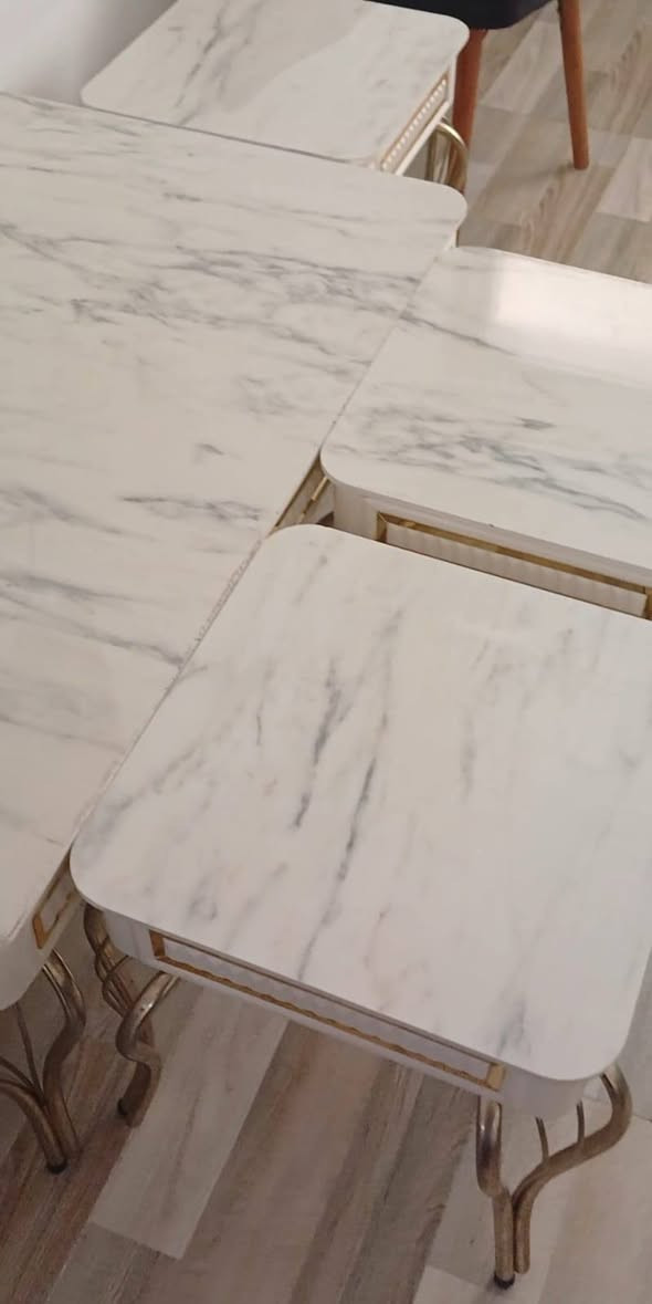 ميز • ٤ طبلات • محفورة 3D