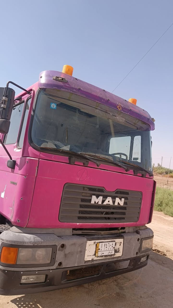 سلام عليكم للبيع كريـن سطحـه مـان 3طـن رقم وسنويـه ذي قار تحـويل ثاني يوم محـركه مجفـت جديـد سيـاره مديومه كلـه جديد كهربائيات كله شغاله جوبلساتـه هواهئه كلـه شغـال  كـرينه جـديد حركاته مضخـه جديده السعـر 160وبيـه مجال المكان واسط قضاء الحي الاستفسار عله الرقم ***********
