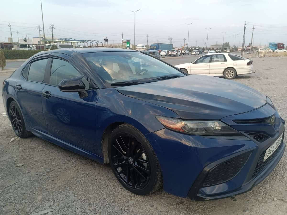 السلام عليكم تويوتا كامري SE
موديل 2023
سيارة مو عام بس ابيع عام بدون دواخل
سعر بلاش 145
رقم سنوية هزة جديد
تحويل غرامة بشرط
حساس 
رادار
كاميرة 
كوشن جلد
كشن كهربائي 
ويل كروم تايرات جديد
تحكم سترين 
تحديد سرعة
لايت زينون 
رقم موبايل *********** شيخان, نينوى
