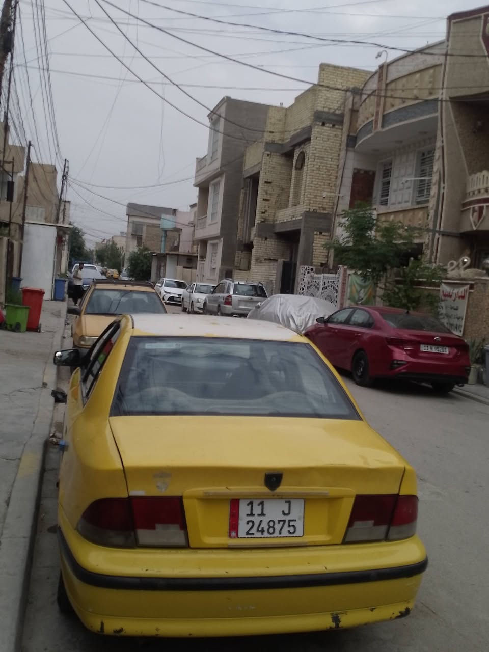 سلام عليكم سمند البيع موديل 2009 سياره بأسمي رقم نكليزي هزه جديده هيئه وغرامات مصفره تحويل ثاني يوم تاخذ صافي أشاير خلفي زنون امامي برتقالي لد بيها ناصي زنون أرضيه جلد سقف سياره مغلف جلد تبريد شغال  سياره بدايت تنقيص دهن يرادلها ترتيب سياره مشط هم بيها بس سياره خير من الله حداديه نص عمر مكاني بغداد حي البساتين رايده ب18 وبيها مجال ***********
