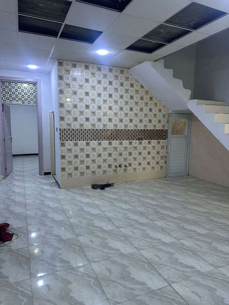 منزل • كونكريت حديث • جاهز للسكنية