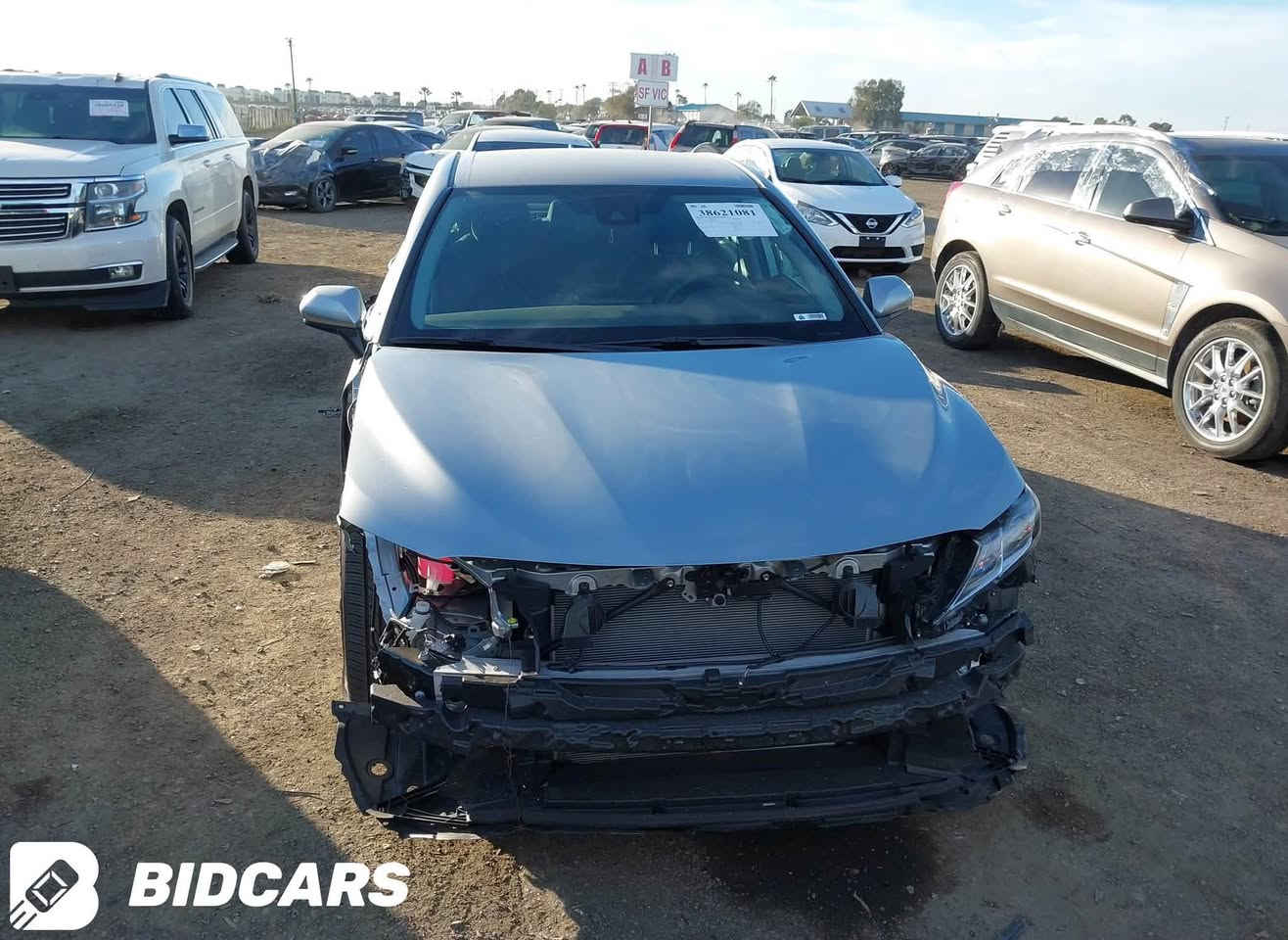 السلام عليكم كامري للبيع موديل 23 رقم صلاح الدين بسمي شرط التحويل سنويه وهزه جديده السياره ضررها حيل خفيف الچاملق الاامامي ومبدل ب اصلي شرط بدون دواخل حتى الچاملق القديم موجود بيه رصعه خفيفه يرجع عل بارد وبيها الباب الورا السايق بل عراق عندي  رجع عليها ابو كيا وصار بيه صبغ والباقي شرط  مكفوله مكان السياره قريه المسحگ السعر 178 وبيها مجال الشراي يتصل ***********

نص مكتوب في الصور:
- سونار اشور المركزي لفحص السيارات صبغ. بارد خدوش معجون+صبغ تبديل رصعات الاسم النوع التاريخ الرقم 26/9/2026 Camry 46864 الجانب الامامي: الجانب الخلفي الجانب العلوي الجانب الايمن الجانب الايسر نخلي كامل مسؤوليتنا بعد انتهاء الفحص وتسليم التقرير للزبون , نحن غير مسؤولين عن الشاصي والكسر ملاحظات: الباب الخلفي الايسر صبغ+معجون+ بارد وخدوش ورصعات+ الجامخ الامامي الايمن مبدل اصلي. العنوان :الشرقاط _بعاجة _مقابل سوبر ماركت مرد ***********_***********
- BIDCARS