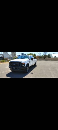 فۆرد f350مۆدێل 2009 بۆفرۆشتن ماڵی دۆست 52هەزاریحەقیقی ڕۆشتووە 10بستۆنی...