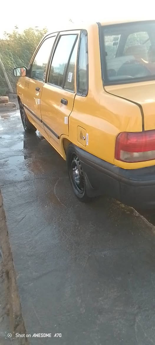 سايبه 13بيها صبغ جاملغ لخلفي وبيها بلدوس مكينه كير تبريد عاطل مراوس وبيع رقم واسط انكليزي 
مكان سياره كوت شارع النفط 
***********
