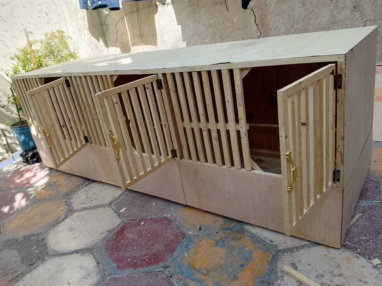 السلام عليكم عمل جميع الخانات والقفاص والبرامج حسب الطلب والقيسات والتفصال التريده الاستفسار وتساب *********** يوجد توصيل داخل بغداد
