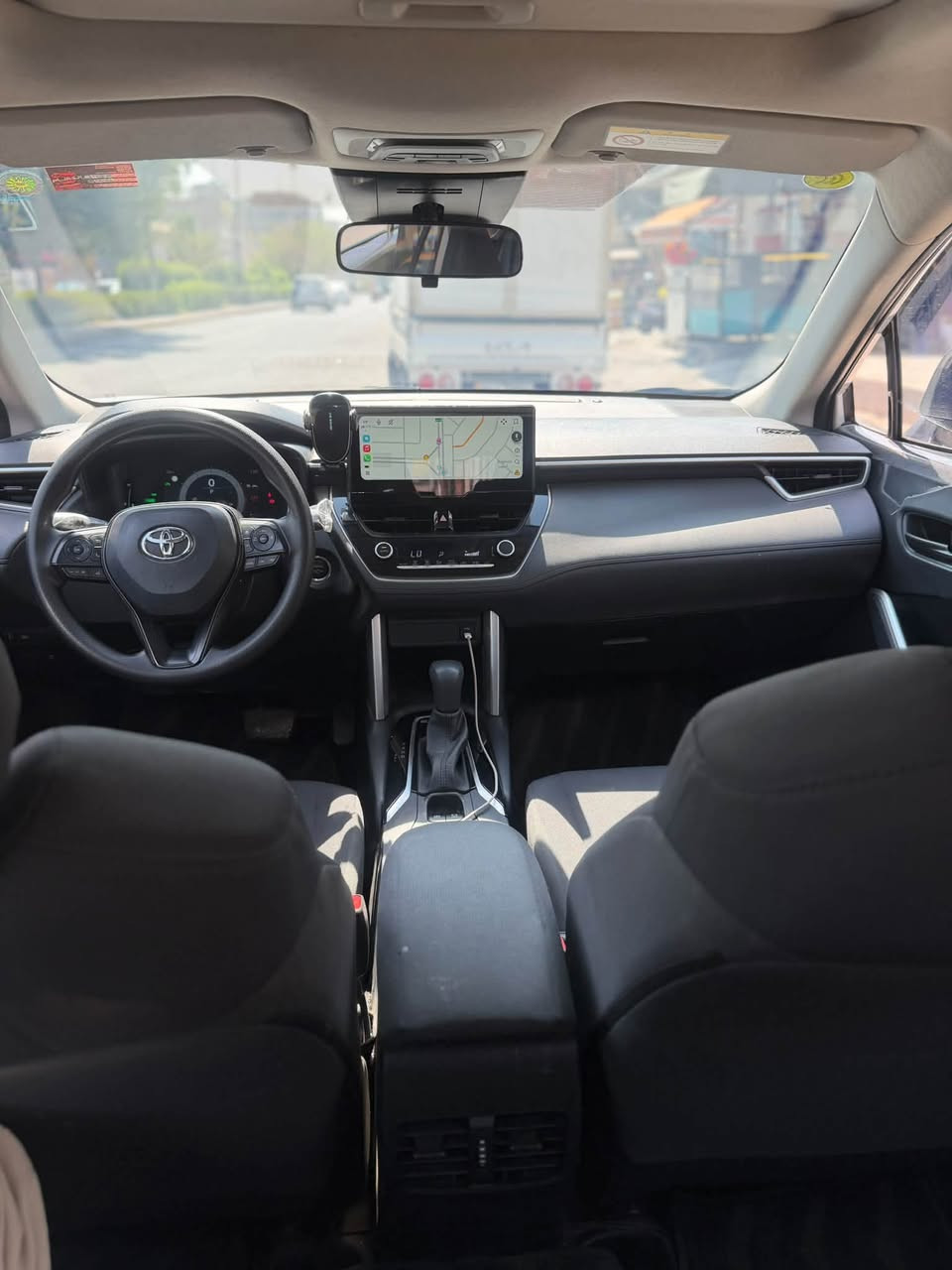 � للبيع Toyota Corolla Cross 2025 Hybrid
✨ الموديل: 2025
🔋 هايبرد
🛡️ مكفولة كفالة عامة
📍 الممشى: 38 ألف كم فقط

🔹 المواصفات:
• دخول وتشغيل بصمة
• فتحة سقف
• تبريد قطعتين
• مواصفات إضافية كثيرة

🔸 الحالة:
السيارة نظيفة، بيها شخوط بسيطة وجم رصعة بسيطة بالچاملغ فقط.

💰 السعر: 180$
🤝 يوجد مجال للتفاوض للجادين

📞 للاستفسار والاتصال:
***********
