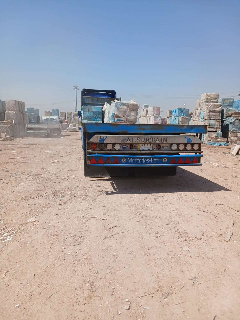 عربانه للببع حداديه السبطين شاصي ١٦ دنكير ١٣تايرات نص عمر هواءوكهربائه وبريك كله جديد طول ١٢ ونص مقفوله من الفطر مكان العربانه بابل المسيب***********

