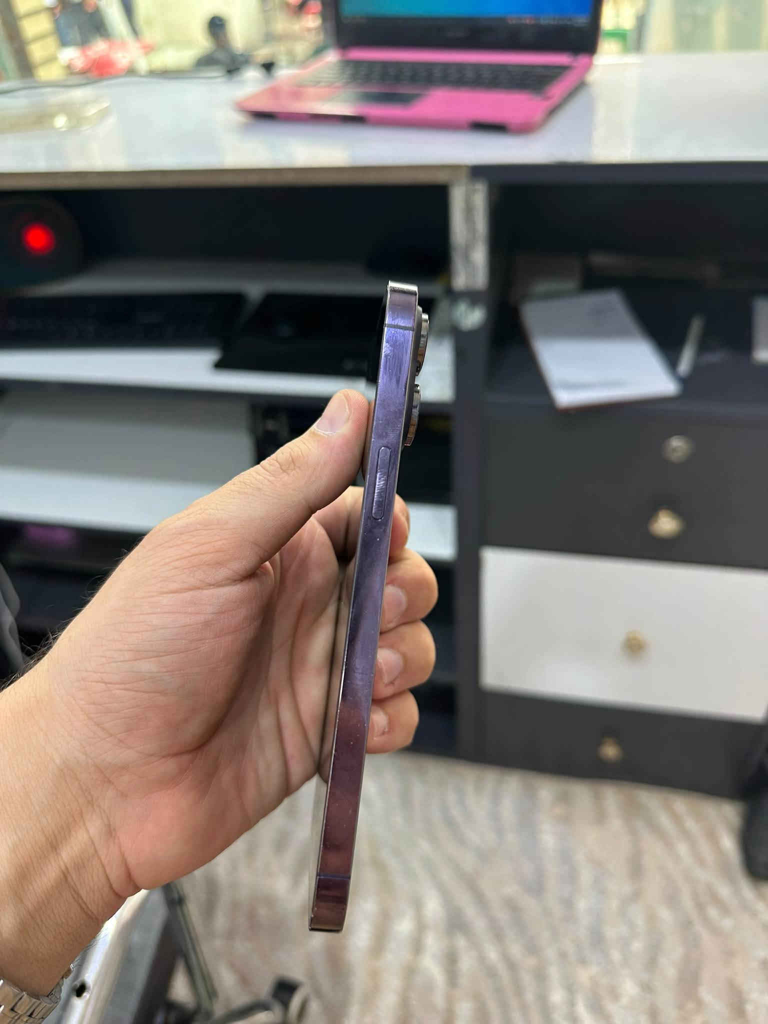 آيفون ١٤ برو ماكس • ١٢٨ غ.ب. • بطارية ٨٤٪