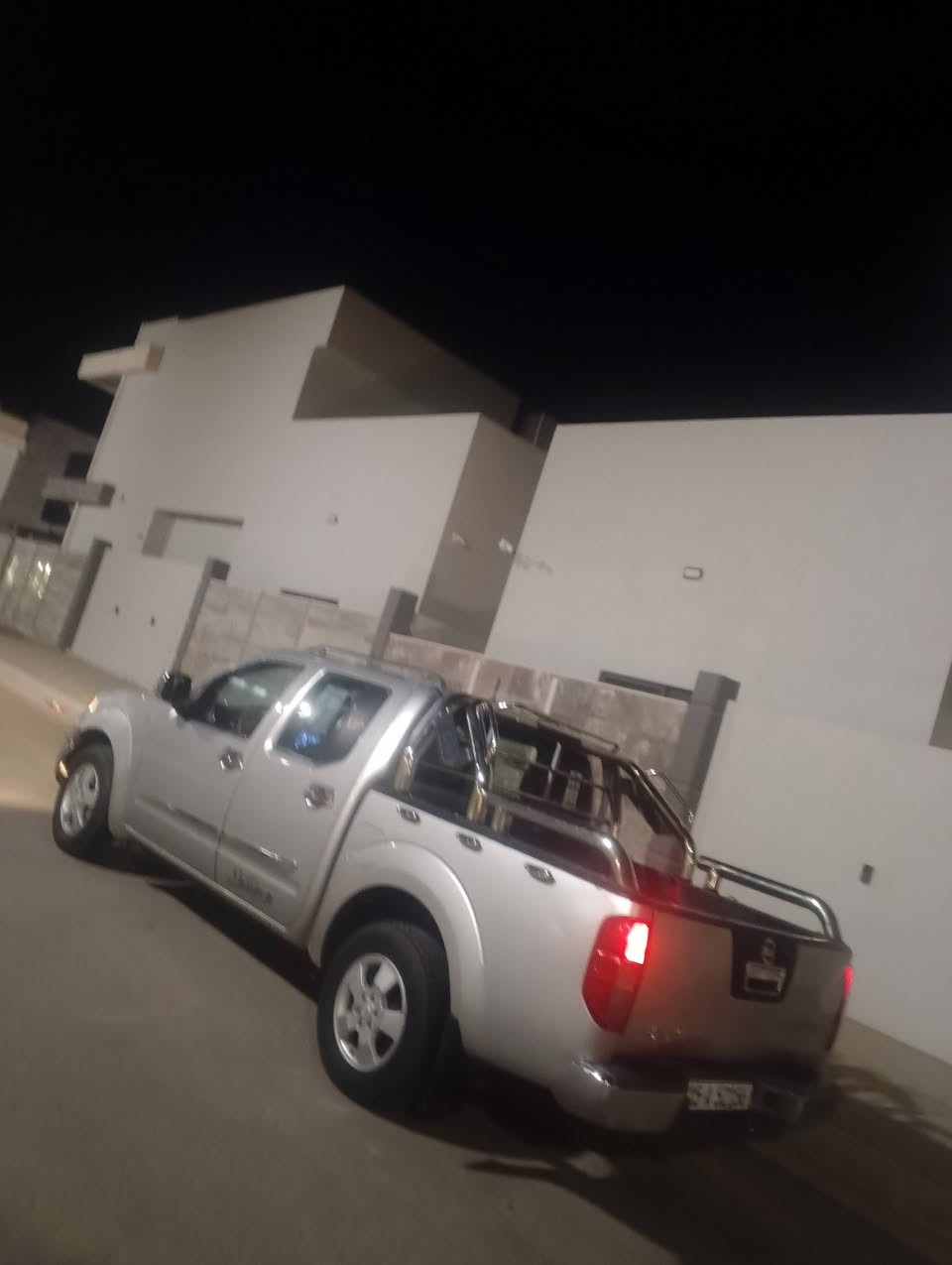 السلام عليكم بيك اب نيسان نيفارا موديل 2008 سعودي باب اول كشن منفصل كير ومحرك جنون VVT كير اوتوماتيك تبريد ثلج كير ومكينه وصدر وتبريد كله جاهز رقم دولي للبيع او المراوس مكان السيارة الانبار الرمادي الخمسه كيلو السعر 88 وبي مجال للستفسار *********** واتساب

