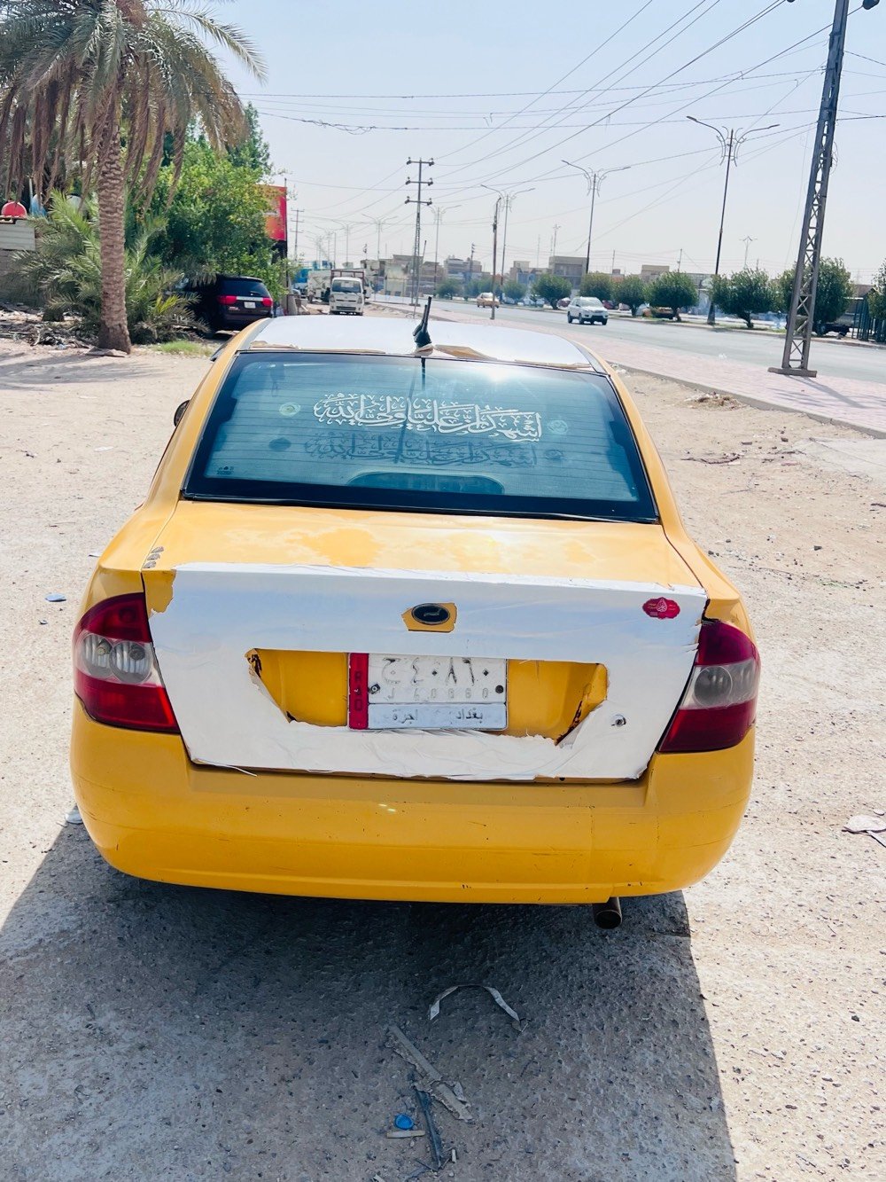 طيبه موديل ١٥ رقم بغداد. موجوده بكربلاء
وراعيها بكربلاء ويريد مداور 
تبريد ثلج وعلي ومكينه مكفوله من كلشي. 
بيها بارد بلجاملغ الخلفي 
والجاملغ الثاني شبرين حار 
قفلها ٣٣ متوازي ***********