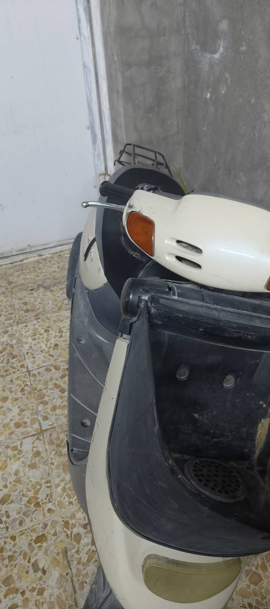 سلام عليكم دراجه منغولي للبيع
دراجه حلوه ونضيفه مناقصه شيي كهربائيات كله شغاله 
سعر 350 بيهه مجال لشراي
***********
مكان حي امن الداخلي بشارع طارق
