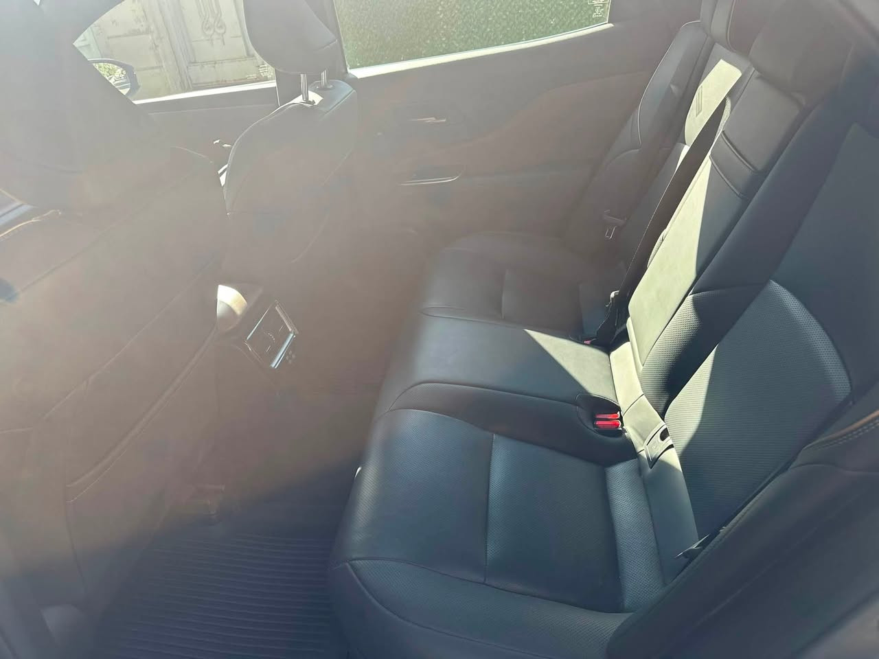 السلام عليكم
Toyota crown 2024 limited 

بانوراما سلايد

وارد امريكي 

بدون ايرباك

الضرر دعامية جهة السايق

هايبرد ( بانزين و كهرباء )

محرك ٢٥٠٠ تنفس طبيعي

ماشية ٤٢ الف

صور الحادث موجودة 

السعر ٣١٥$

رقم بغداد - جديد

مكانها ديالى - بعقوبة

التواصل 

***********
