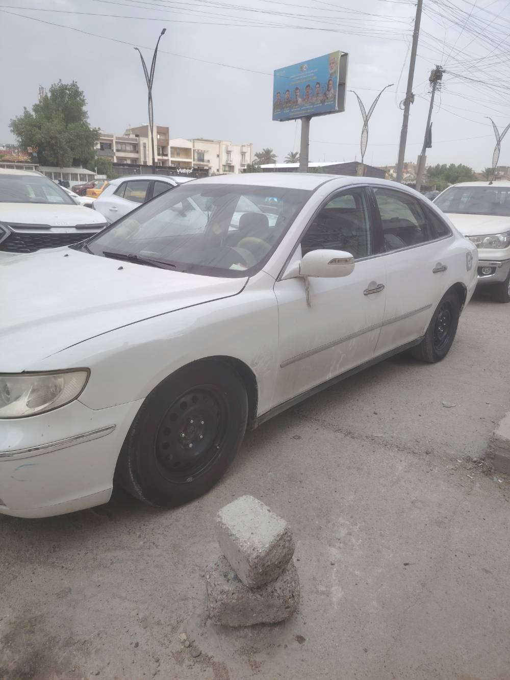 ازيرا • ٢٠٠٨ • موتور ٢٧٠٠