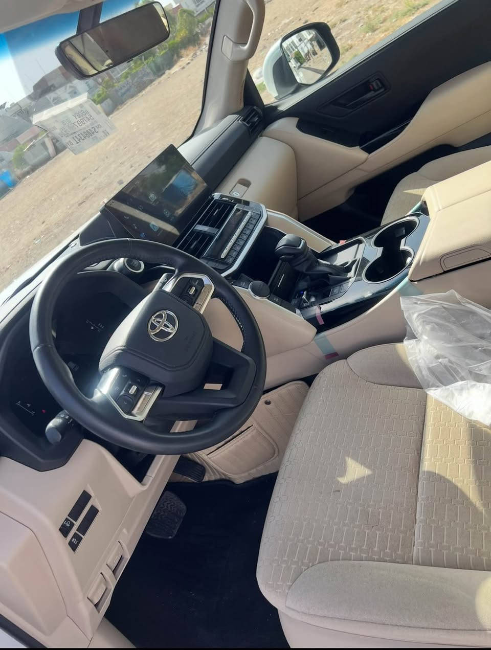 gxr 
4000 
شاشە گەورە
بێ سلایت
*********** أربيل, العراق

