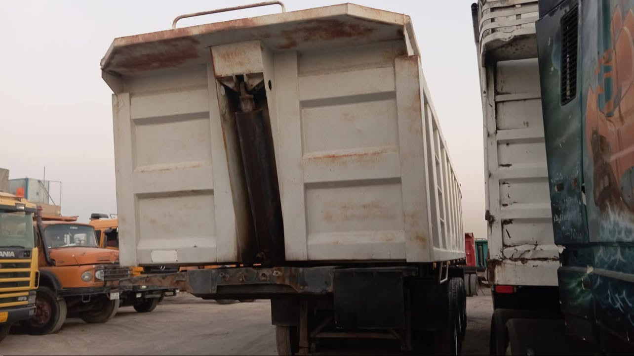 للبيع أو مراوس حسب القناعه عربانه نساف ماموت نضيفه جاهزه للعمل 39 متر 4 دنانير كله 16 تخم تاير جديد كله 24 شاصي مكفول السعر 125 ورقه وبيها مجال مكاني الفلوجه معرض الوطن للاستفسار ه‍ *********** ه‍ ***********
