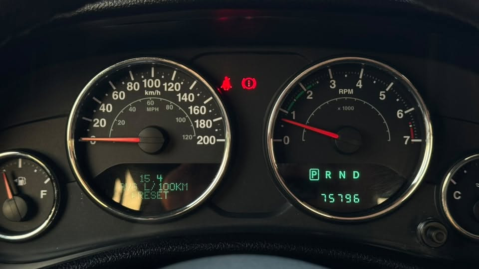 Jeep Wrangler Sahara
رانگلر صحارى للبيع 

موديل السيارة 2013 
ماشية  75الف كيلو
السيارة خليجية كلين 
مثل ما موضح نظافة السيارة بالصور 

محرك 3.6
تدفئة كشنات 
4x4 مع انظمة اوف رود 
السيارة عليها سسبنشن وترفيع بلستن

شاشة اصلية ابل كار بلي واندرويد اوتو وايرلس  سعرها 10 اوراق

سستم صوت Alpine 

رقم مميز بغداد وية السيارة 

داش كام امامي خلفي ومرايا عرض اصلية 

وبعد بيها اضافات مبينة بالصور 
السيارة كاملة من كلشي 
محرك كير مامفتوحات 
وموجود سونار السيارة اخذتة قبل فترة

السعر 210

عنواني بغداد الكرخ العامرية
للاستفسار اتصال فقط 
***********
