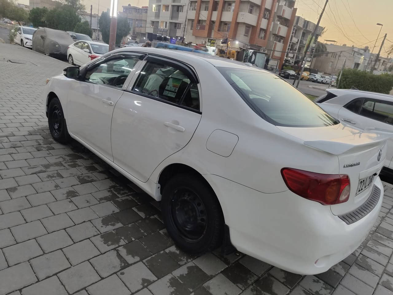 كورلا موديل 2009 وارد امريكي
محرك 1800
كير ومكينه بلادي كفالة ماشية164 بيها فقط البنيد مبدل ابلادي وقطع صغيره بلجاملغ الخلفي بارد بدون صبغ الباقي كفالة مكينه كير الغود شواصي كله بلاد السياره نضيفه حيل وبلواقع احله مال جناي ما متعوبه ومداريه حيل مكان بغداد شارع فلسطين 
السعر ب110 وبيها مجال ***********
