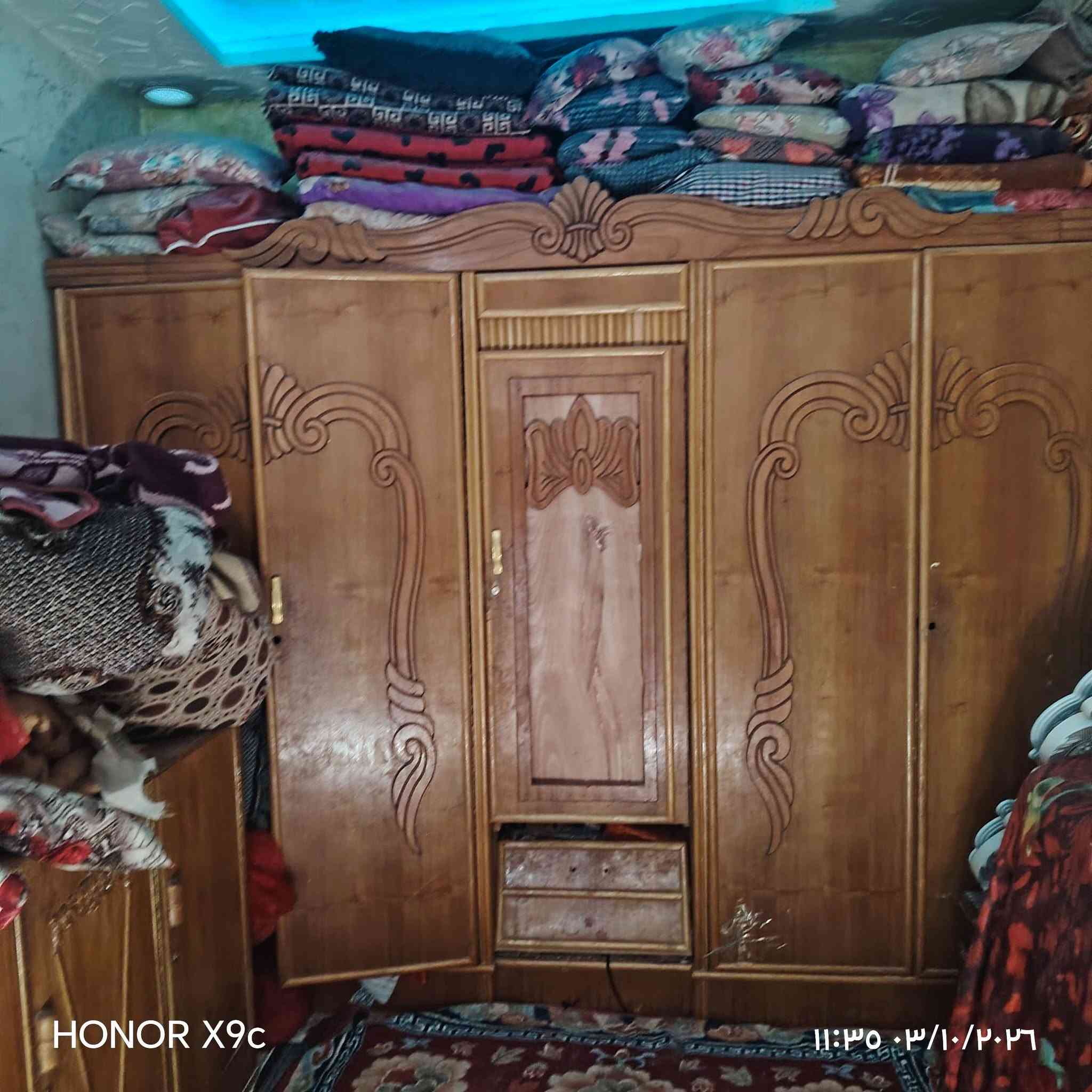 للبيع غرفه اخشاب 5ابواب
صاج نظيفه بيع مستعجل حاله عمليه
السعر 350
الشراي يتصل ***********

نص مكتوب في الصور:
- HONOR X9c 11:35 03/10/2026
- HONOR X9c
- ١١:٣٤ ٣/١/٢٠٢٦
- HONOR X9c ١١:٣٥ ٠٣/١٠/٢٠٢٦