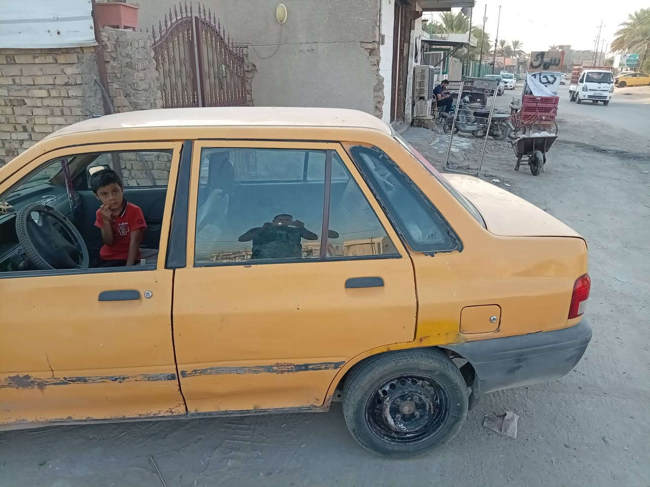 السلام عليكم سايبه موديل ١١ البيع السعر ١٠ ورقات قفل قفل مكينه كير مابيهن شي نقص صدر السنويه 2016 نافذه نقص بس حداديه فقط العنوان بابل سياحي قريه العتايج بدون بدون تخم تاير ***********

