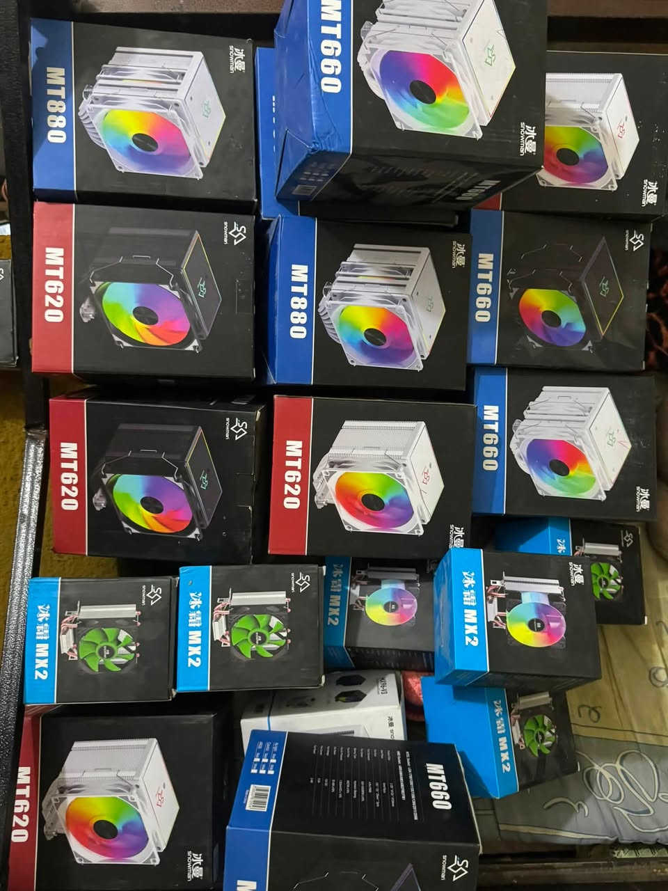 السلام عليكم  ( بسعر الجملة ) 
فانات ومراوح للبيع 
بمختلف الاحجام و الموديلات 
***********
