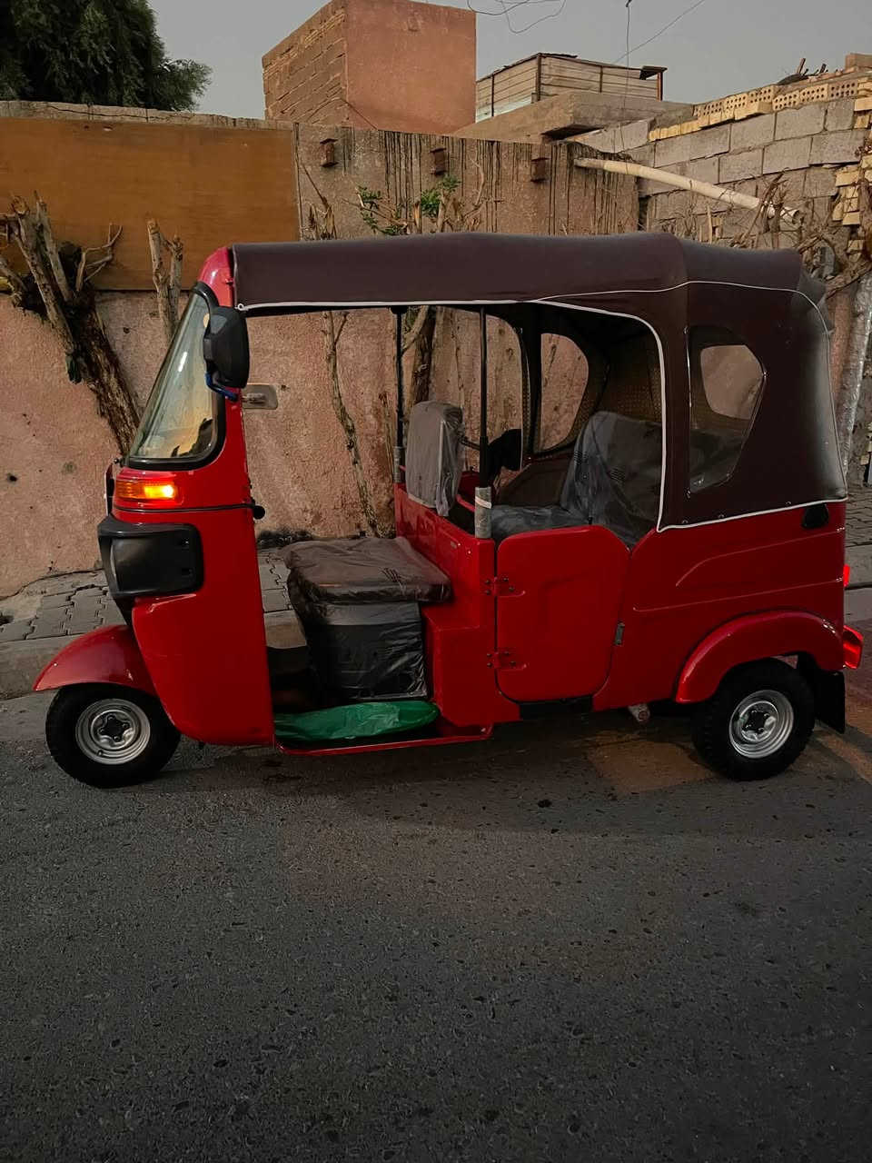 تكتك البيع رقم سنويه تحويل ثاني يوم مكينه مكفوله من تنقيص وتبخير لكشر مكفول من ضربه وصبغ ومعجون ومكاني الزعفرانيه جسر ديالى القديم رقم ***********
