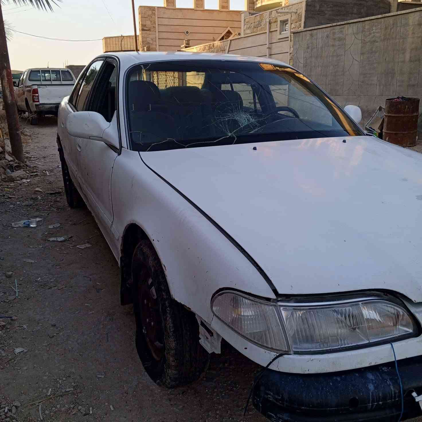 السلام عليكم 
سونتا تو موديل 95
محرك 1800لا تبخير لا تنقيص
كير اوتو
تبريد شغال بس يردلا غاز
رقم اسود مكمرك كامل 
السياره جدا نضيفه عوزها سمكره بوب ودوسات فقط 
السعر22$وبيها مجال 
الاتصال ***********
