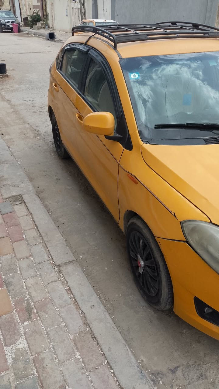 شيري فلاوين مكينه اوكير كورله أوتو هيئه مصفره حداديه حلوه مراوس ابخصوصي  اوبيع سعر 33ورقه أو بيه مجال رقم الهاتف ***********
