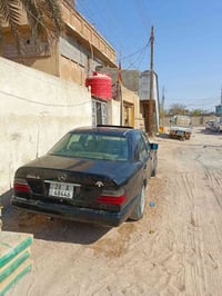 مرسيدس 300E • نجف • تحويل سنوي ٢٠٣١