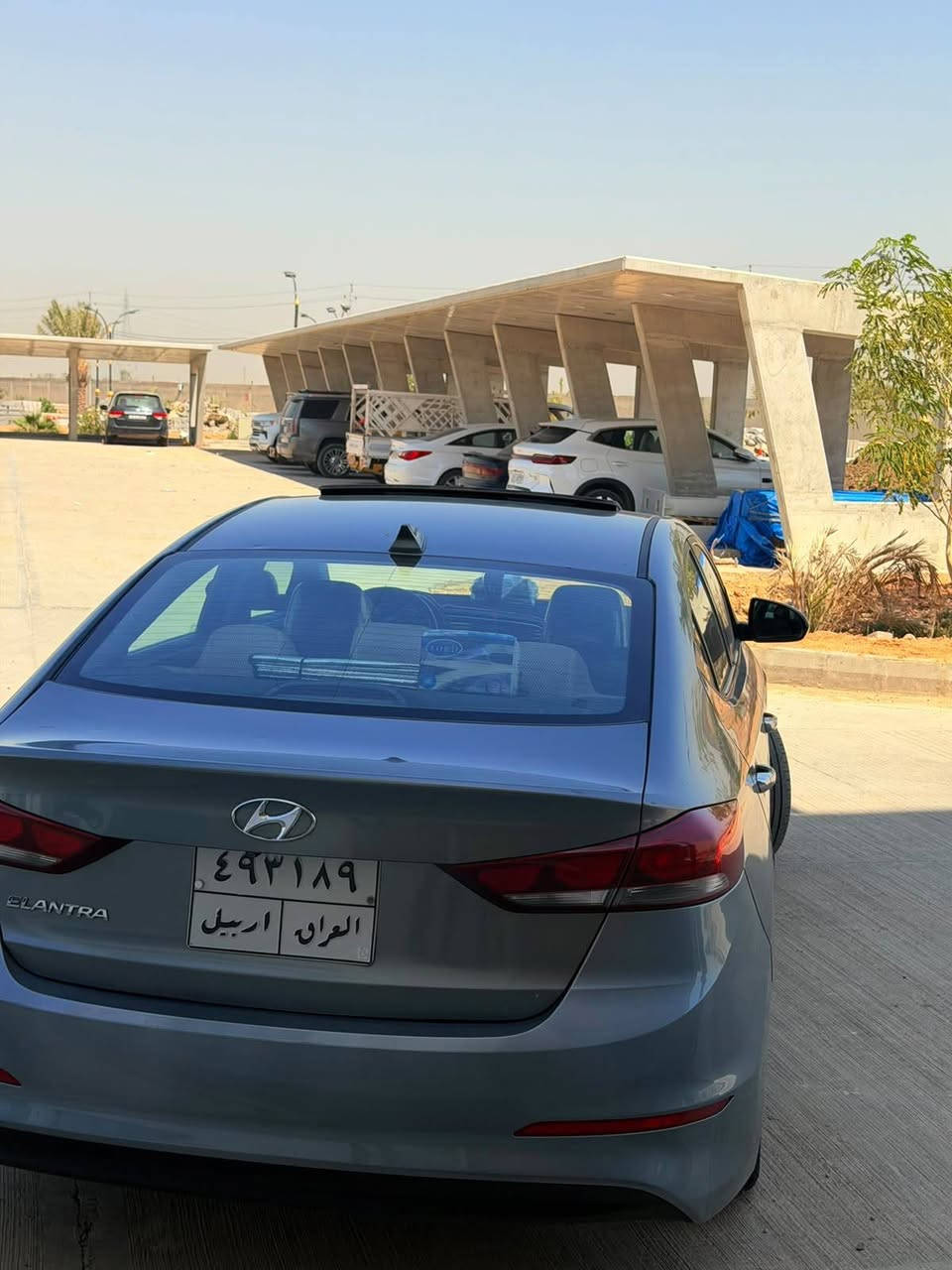 النترا 2017
وارد امريكي بيه بس البنيد وجاملغ السايق 
فول مواصفات 
فتحة سقف  ( سلايت ) 
بصمه بيبان + تشغيل 
كشنات تدفئه
تحكم استيرن جهتين
نضام قياده سبورت
شاشه لمس 
كامره دواره 
ويلكب
مانع انزلاق
و رادار نقطه عمياء 
لايت امامي لدات  زنون 
رقم اربيل 
المكينه بيها صوت 
مكان السياره بغداد الكراده
السعر ٩٥ $ مجال بسيط 
الاتصال على الرقم *********** و ***********
